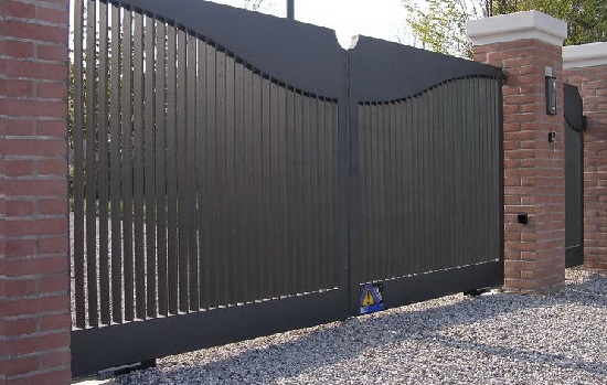 Купить новые ворота Абакан откатные в Шахтах по цене от 84264 руб